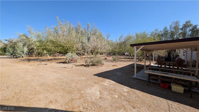 2722 North Saddleback Drive, Amargosa Valley, NV 89020