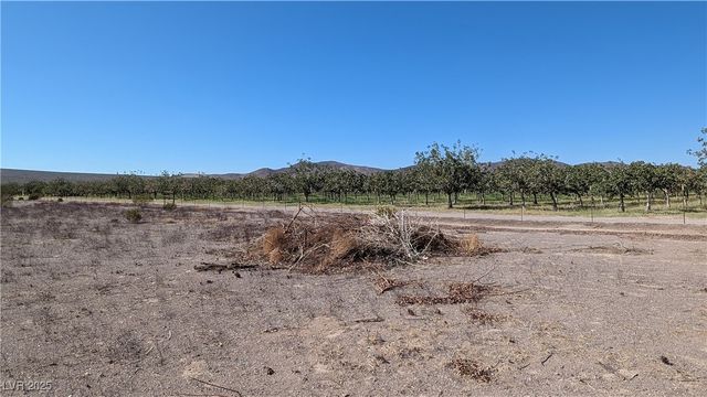 2722 North Saddleback Drive, Amargosa Valley, NV 89020