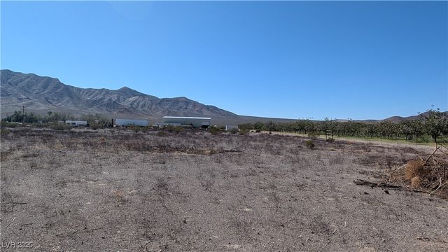 2722 North Saddleback Drive, Amargosa Valley, NV 89020