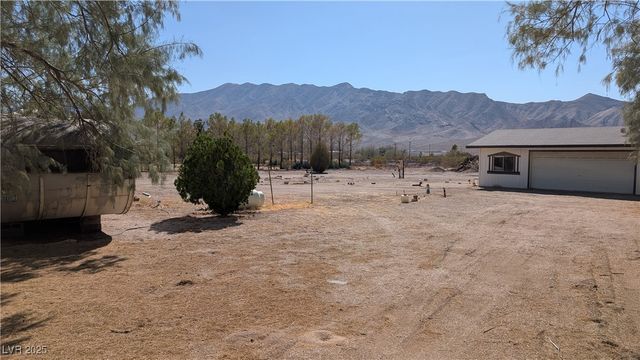 2722 North Saddleback Drive, Amargosa Valley, NV 89020