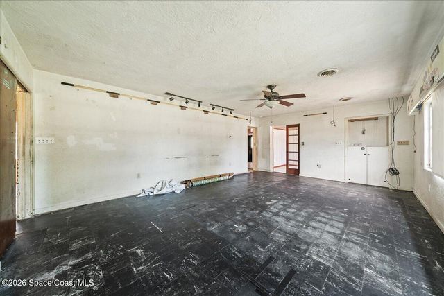255 Coral Drive, Melbourne, FL 32935