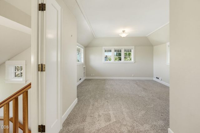235 Gibson Street, Talent, OR 97540