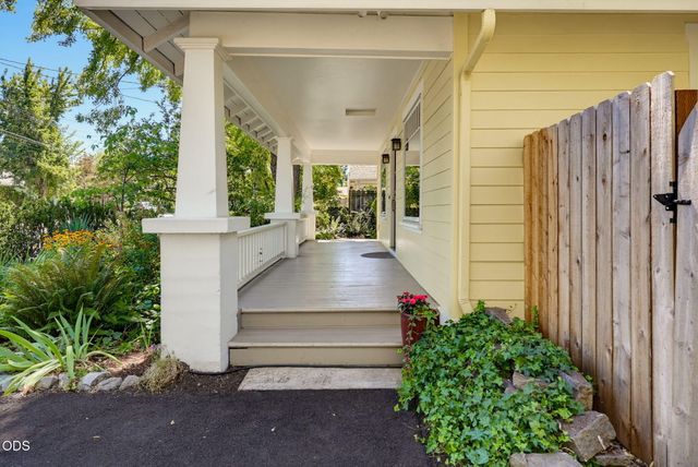 235 Gibson Street, Talent, OR 97540
