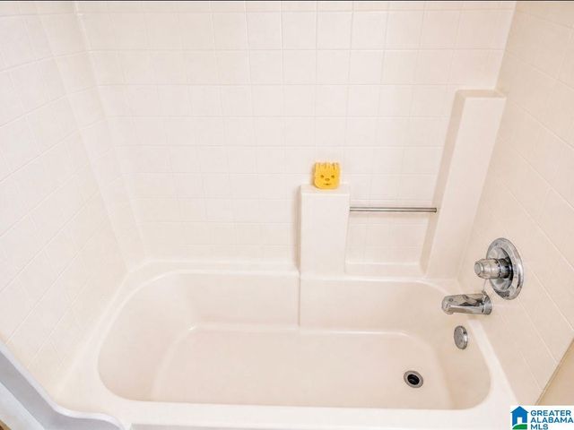 2013 VILLAGE LANE, Calera, AL 35040