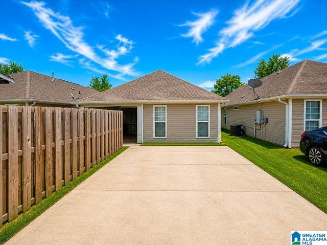 2013 VILLAGE LANE, Calera, AL 35040
