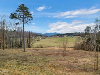 448 Lakota Way, Newport, TN 37821