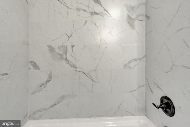 421 LEWIS ST, Harrisburg, PA 17110