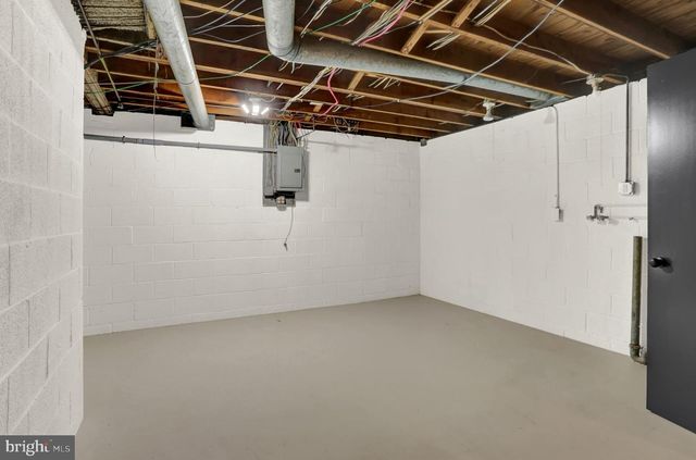 421 LEWIS ST, Harrisburg, PA 17110