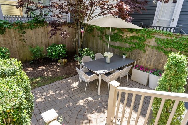 90 P Street 1, Boston, MA 02127
