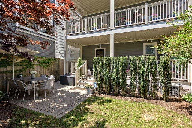 90 P Street 1, Boston, MA 02127