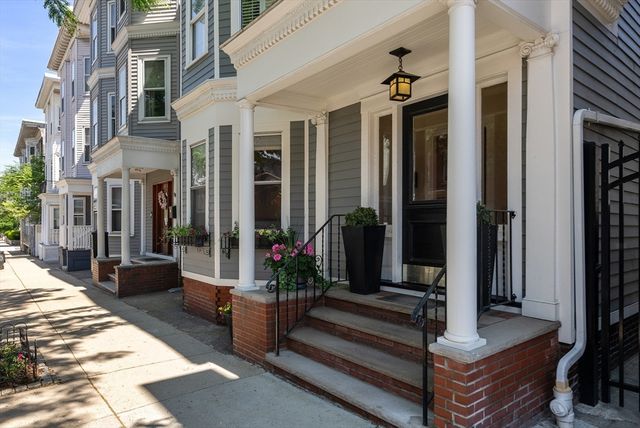 90 P Street 1, Boston, MA 02127