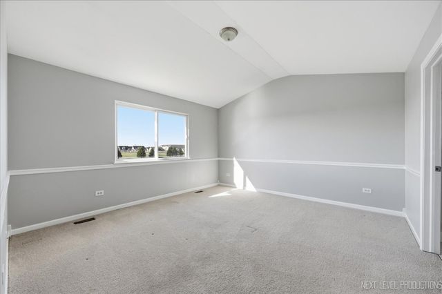 1742 Waters Edge Drive 1742, Minooka, IL 60447