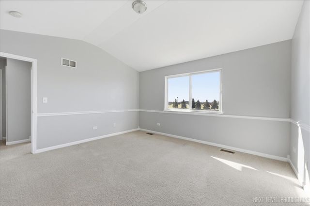 1742 Waters Edge Drive 1742, Minooka, IL 60447