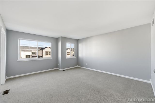 1742 Waters Edge Drive 1742, Minooka, IL 60447