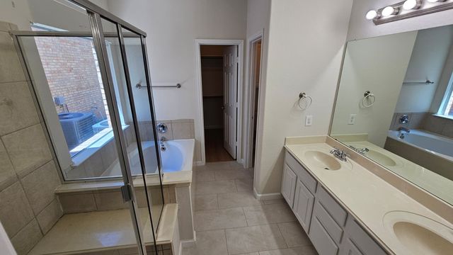 5236 Hilcroft Road, Fort Worth, TX 76244