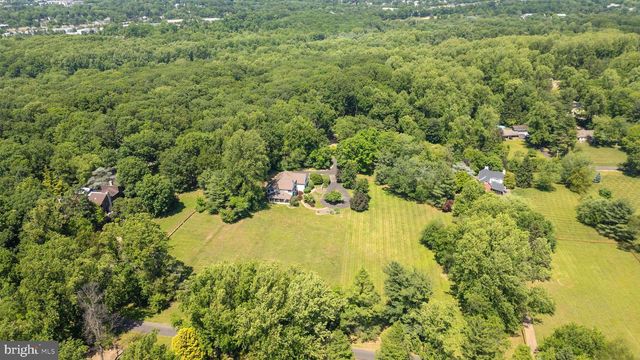 2160 HUNTINGDON RD, Huntingdon Valley, PA 19006