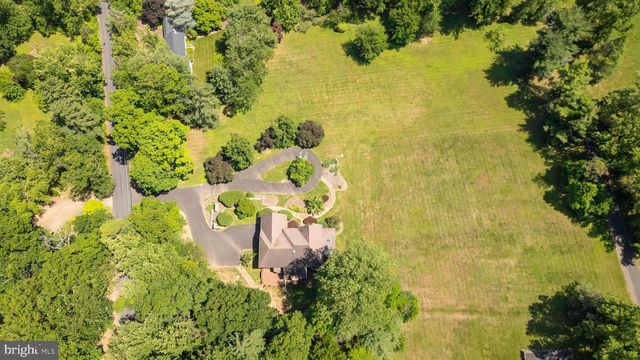 2160 HUNTINGDON RD, Huntingdon Valley, PA 19006