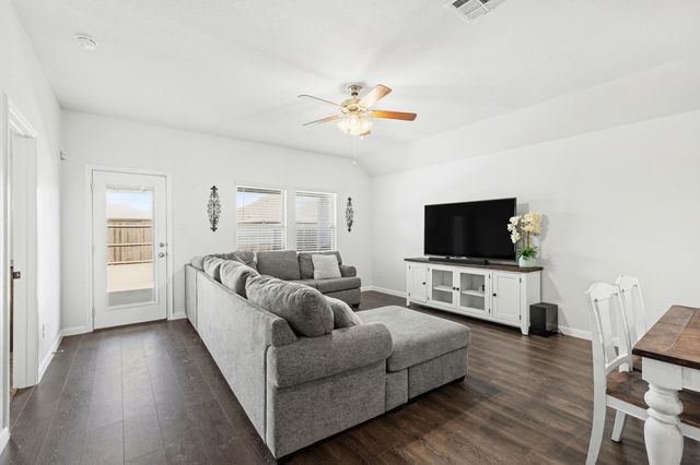 706 Spur Ridge, Princeton, TX 75407