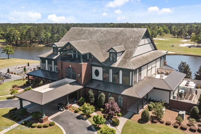 125 Evergreen Drive, Wallace, NC 28466