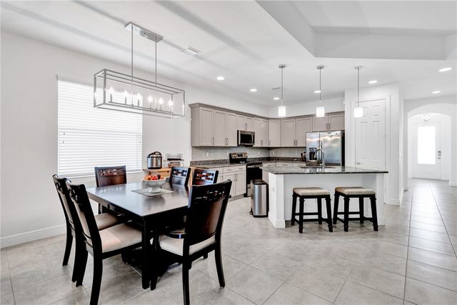 2511 Bella Vista Circle, Vero Beach, FL 32966
