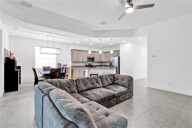 2511 Bella Vista Circle, Vero Beach, FL 32966