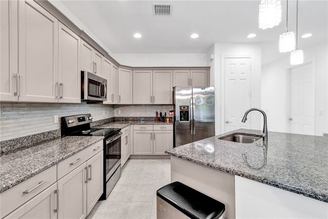 2511 Bella Vista Circle, Vero Beach, FL 32966
