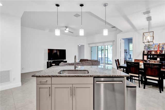 2511 Bella Vista Circle, Vero Beach, FL 32966
