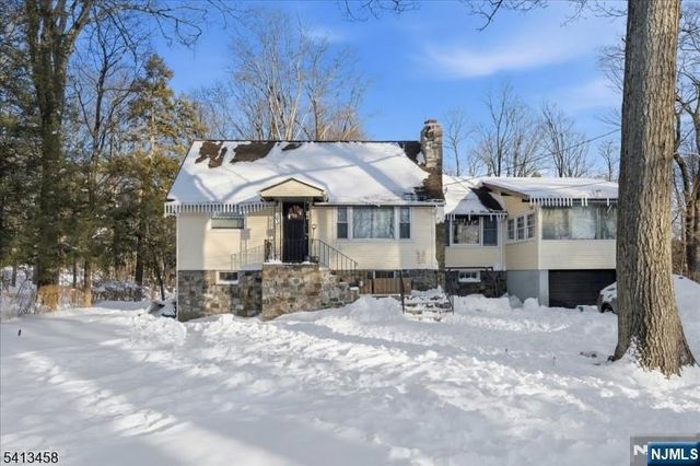 407 Diggles Place, Vernon, NJ 07422