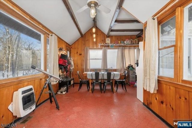 407 Diggles Place, Vernon, NJ 07422