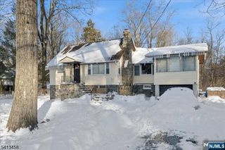 407 Diggles Place, Vernon, NJ 07422