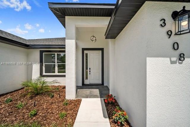 3908 Garienda Avenue, Sebring, FL 33872