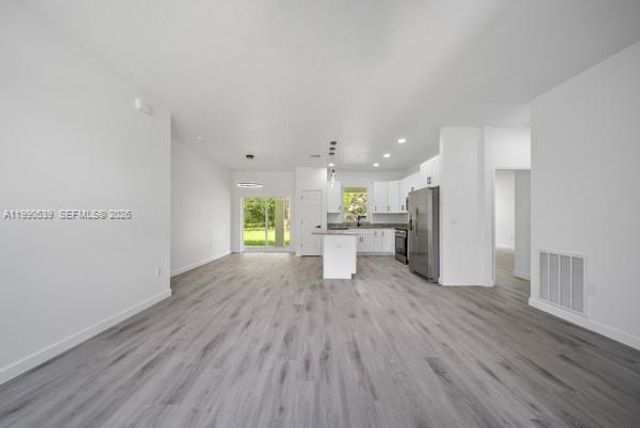 3908 Garienda Avenue, Sebring, FL 33872