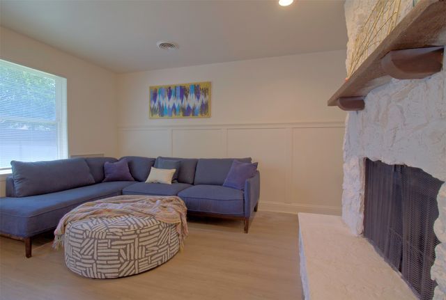 12220 Eunice Street, Farmers Branch, TX 75234