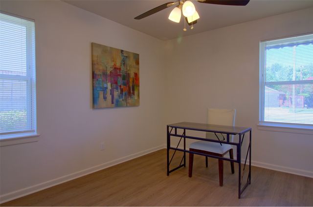 12220 Eunice Street, Farmers Branch, TX 75234