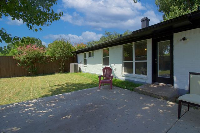 12220 Eunice Street, Farmers Branch, TX 75234