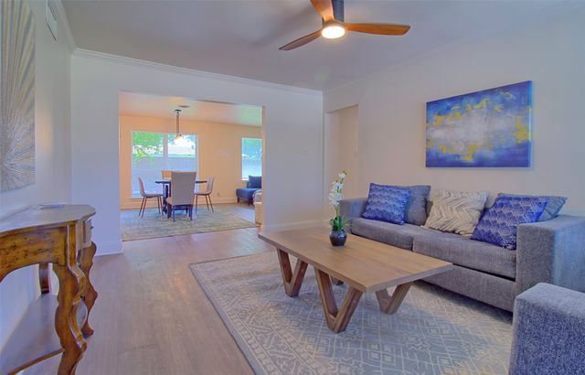 12220 Eunice Street, Farmers Branch, TX 75234