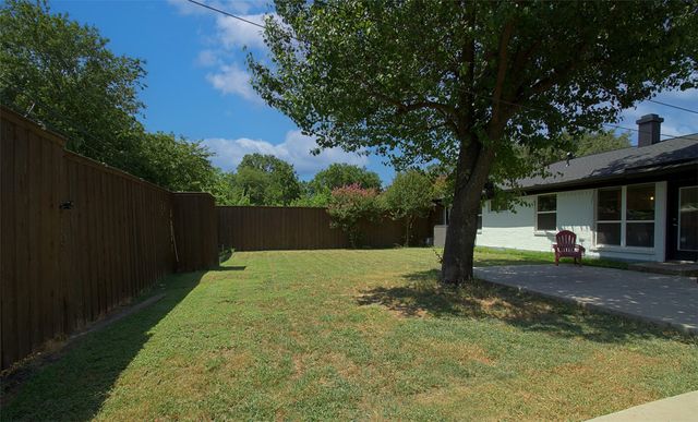 12220 Eunice Street, Farmers Branch, TX 75234
