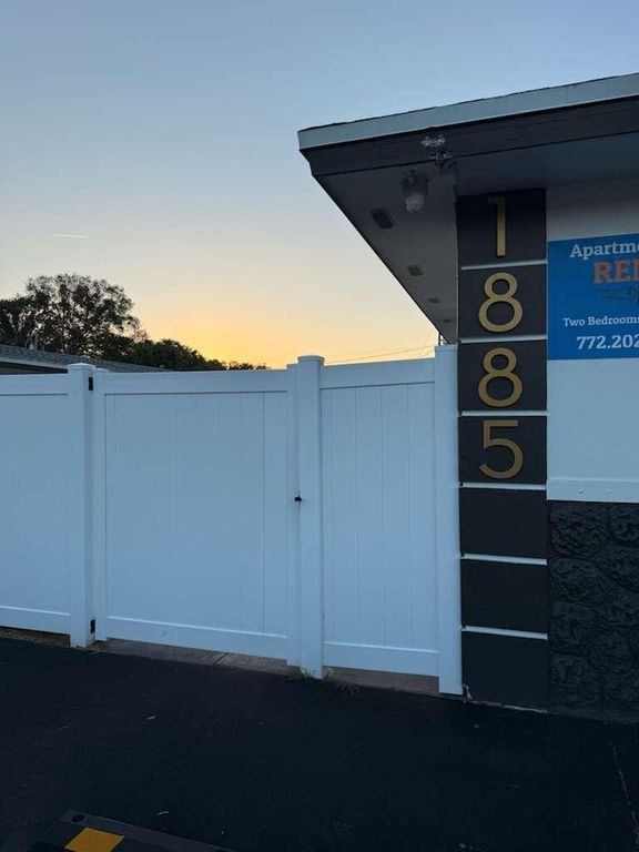 1885 40th Avenue Unit 4, Vero Beach, FL 32960