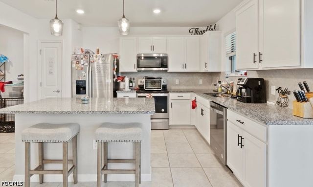 10804 Firebush CIR, North Fort Myers, FL 33917