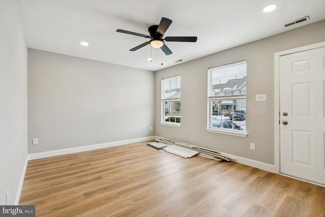 2702 KENWOOD DR, Pine Hill, NJ 08021