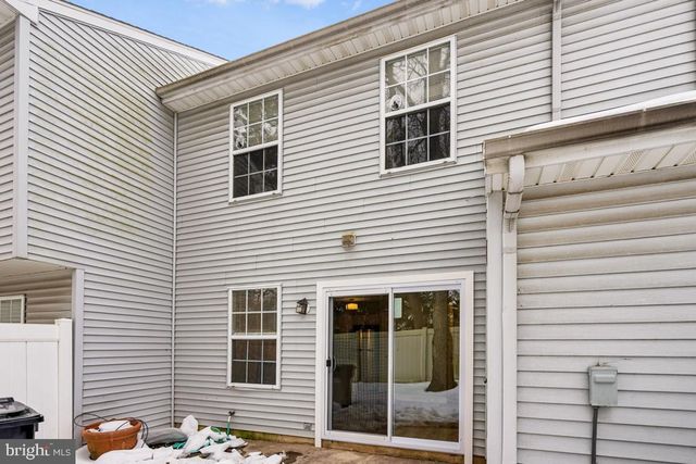 2702 KENWOOD DR, Pine Hill, NJ 08021