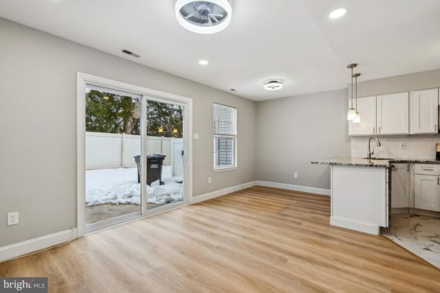 2702 KENWOOD DR, Pine Hill, NJ 08021