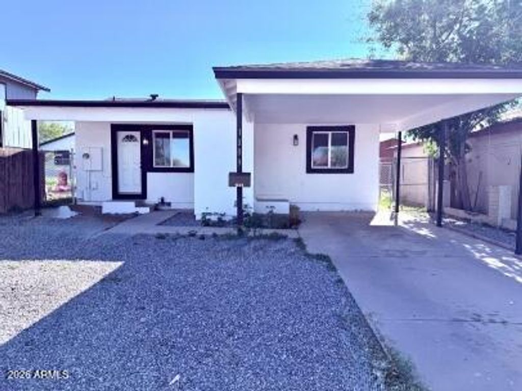 1009 E CHIPMAN Road, Phoenix, AZ 85040