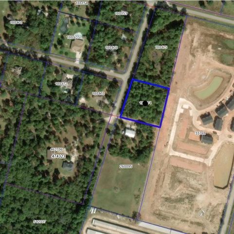 13774 Midway Drive, Willis, TX 77318