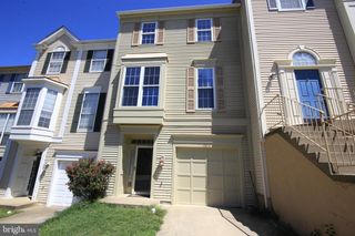 16813 MIRANDA LN, Woodbridge, VA 22191