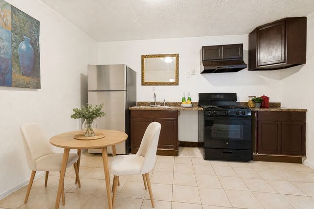 403 N Britain Road 403B, Irving, TX 75061