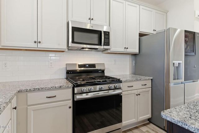 95 Kingsly Drive, Clayton, NC 27527