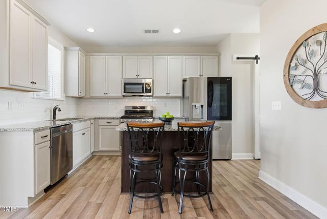 95 Kingsly Drive, Clayton, NC 27527