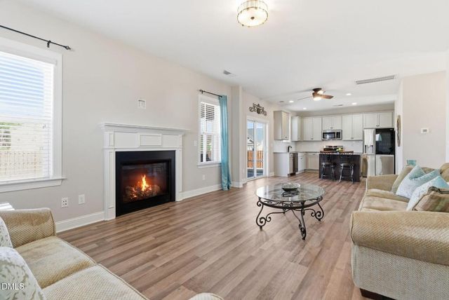 95 Kingsly Drive, Clayton, NC 27527