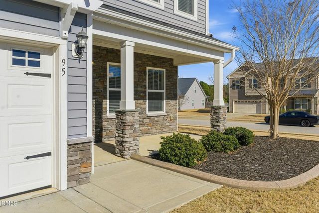 95 Kingsly Drive, Clayton, NC 27527